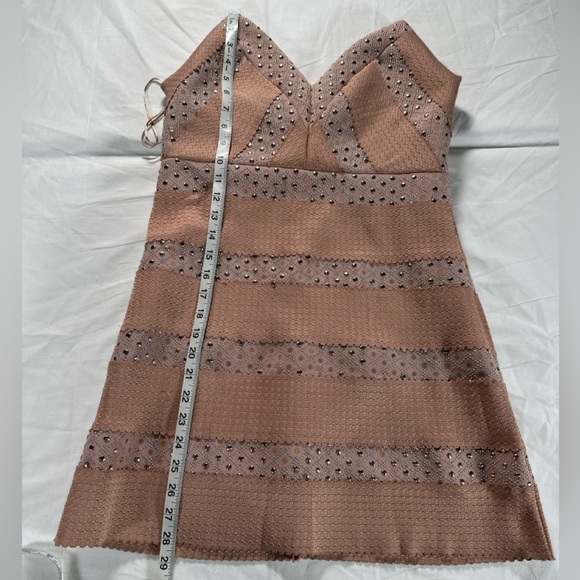 TOP SHOP PLUNGE STUDDED DETAIL MINI DRESS sz 6 - Picture 5 of 8